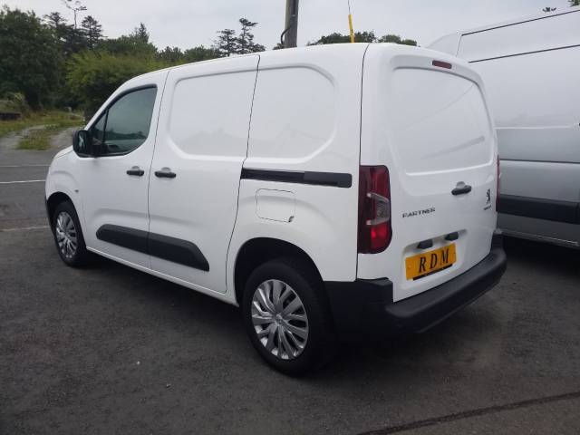 2020 Peugeot Partner 1000 1.5 BlueHDi 100 Professional Van