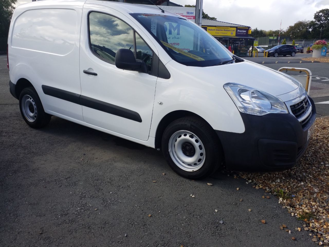 2016 Peugeot Partner