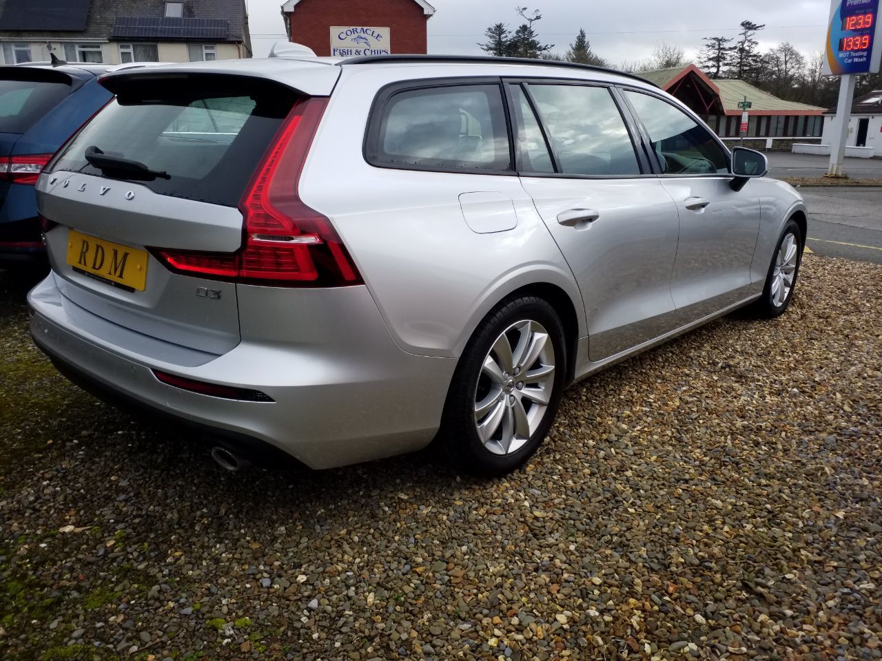 2018 Volvo V60 thumbnail 6