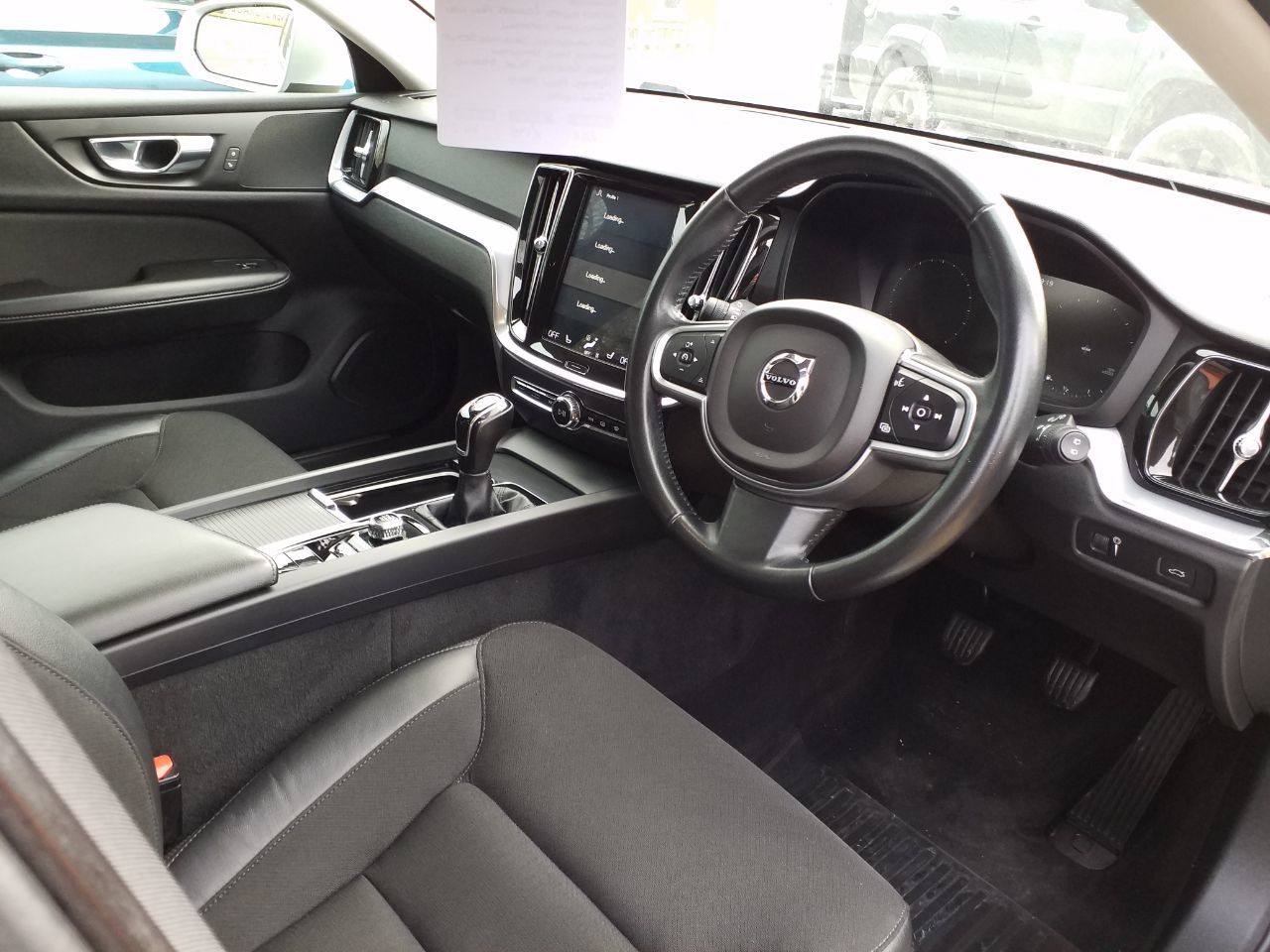 2018 Volvo V60 thumbnail 8