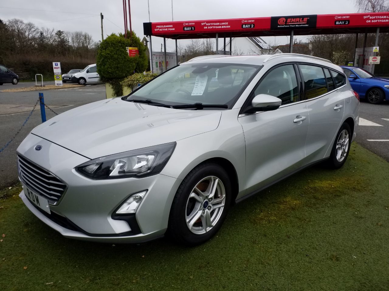 2019 Ford Focus thumbnail 3