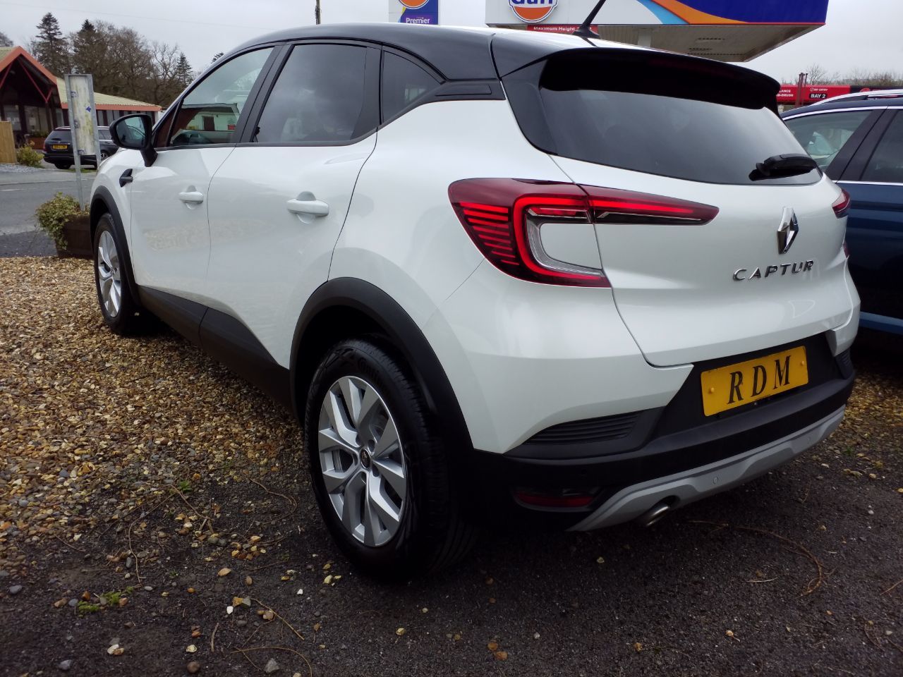 2021 Renault Captur thumbnail 4
