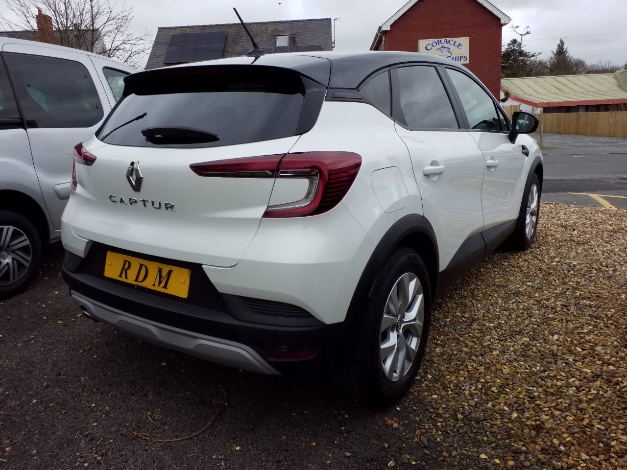 2021 Renault Captur thumbnail 6