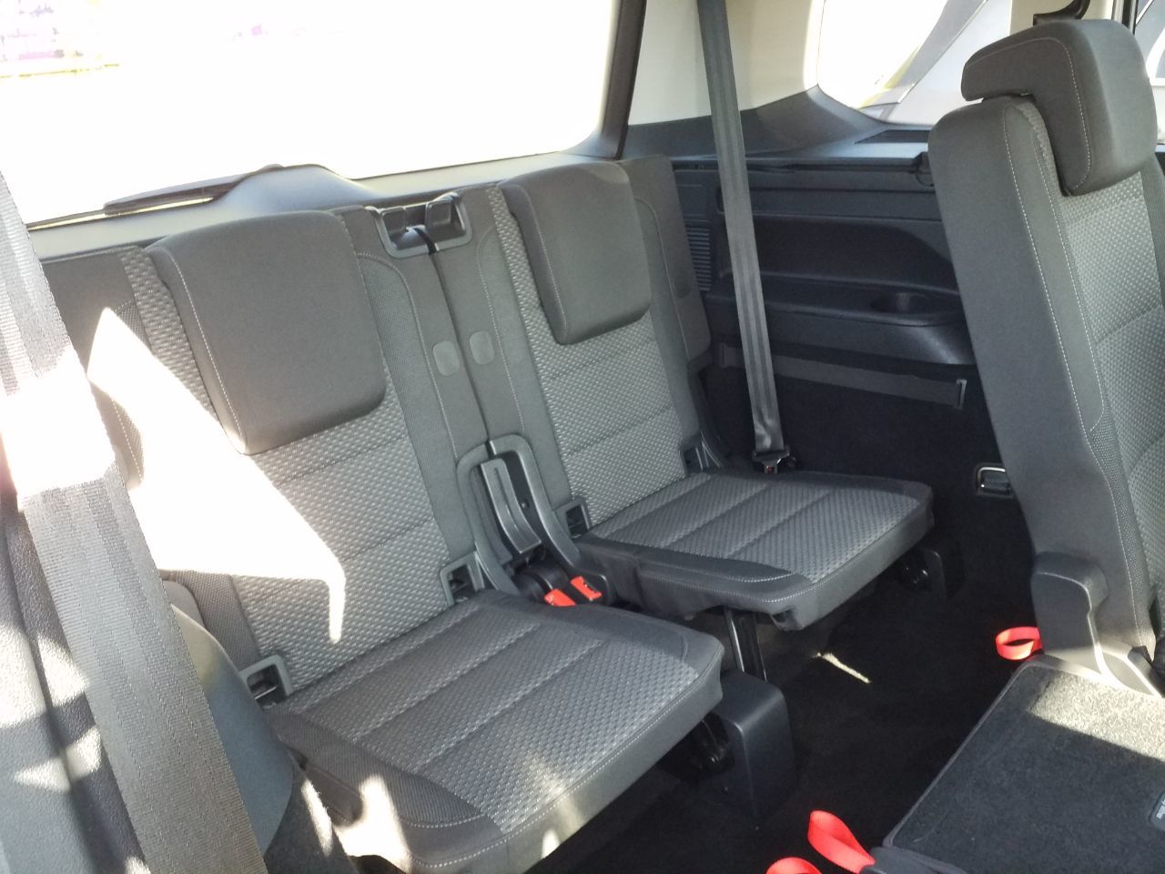 2019 Volkswagen Touran thumbnail 8