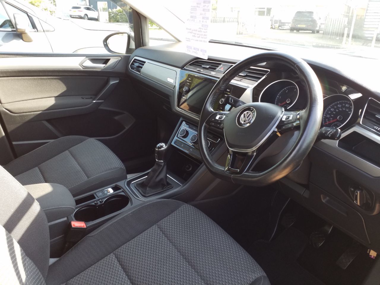 2019 Volkswagen Touran thumbnail 10