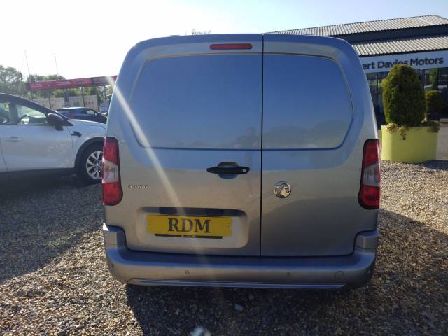 2021 Vauxhall Combo Cargo 2000 1.5 Turbo D 100ps H1 Griffin Van