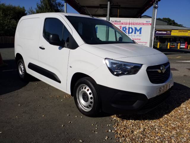 Vauxhall Combo Cargo 2300 1.5 Turbo D 100ps H1 Prime Van Panel Van Diesel White
