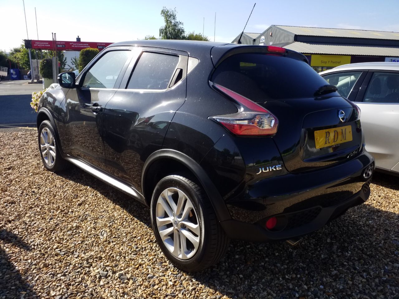 2016 Nissan Juke thumbnail 5