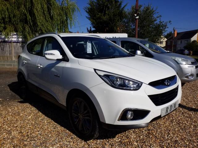 Hyundai ix35 1.6 GDI Blue Drive SE 5dr 2WD Estate Petrol White
